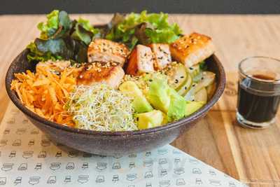 B/side Burger & Bowls