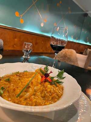 Chivi Lounge Bistrô