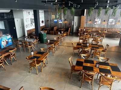 Meet & Meat Steakhouse