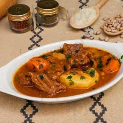 Restaurante Humm! Dois Feijão Com Arroz