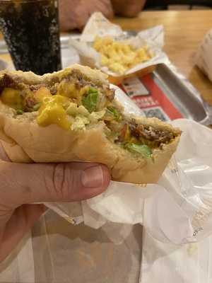 Jerônimo Balneário Shopping