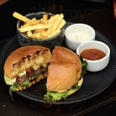 Bravio Fogo & Parrilla