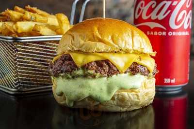 Black Skull Bar And Burguer