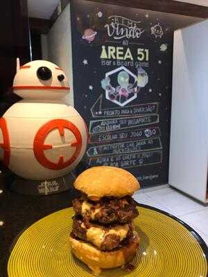 Área 51 Bar & Boardgames