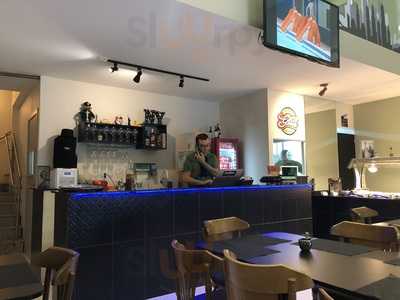 The Broadway Restaurante