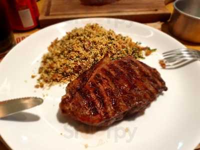 Porterhouse Beer-steak-burger