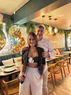 Lē Mentor Gastrobar