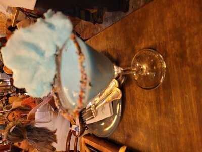 The Circus Bar E Kitchen