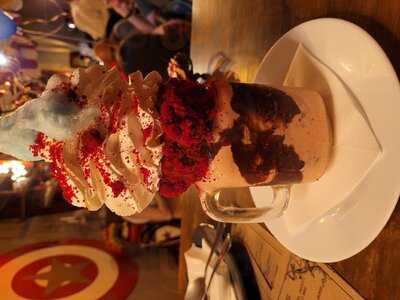 The Circus Bar E Kitchen