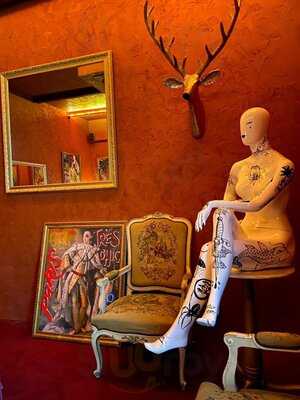 Madame Suzette Bistro