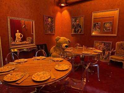 Madame Suzette Bistro