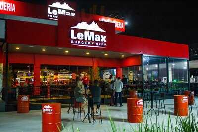 Lemax Hamburgueria - Abelardo Bueno