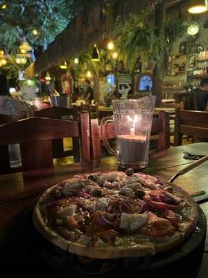 Restaurante E Pizzaria Cantinho Da Vila