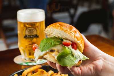 Canto Da Cerva Biergarten