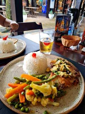 Alho Poró Restaurante E Petiscaria