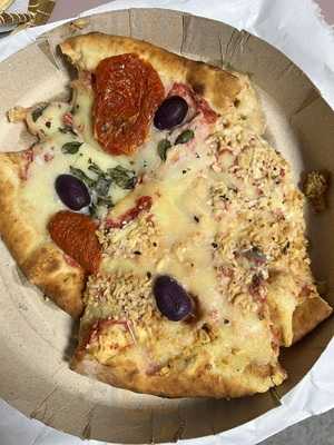 Pizzaria E Cantina 13 De Maio