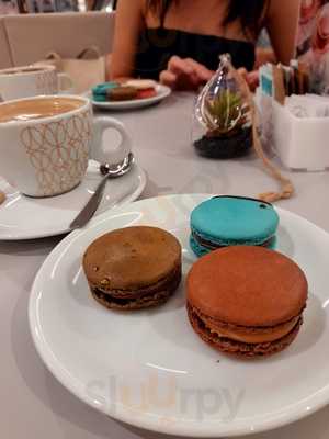 Le Petit Macarons