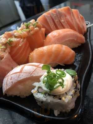 Mitsumaki Temakeria & Sushi Bar