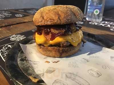 Touchdown Burger Santana