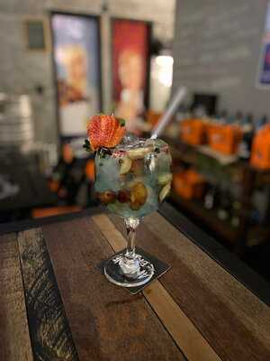 Planet Chopp Tap House