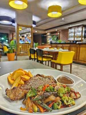 Restaurante Quintanilha 24 De Outubro