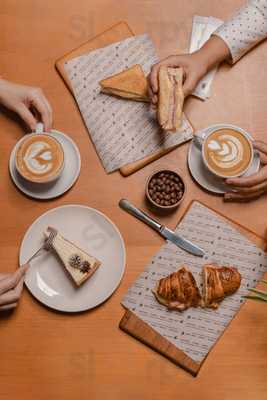 Cafe Cultura Jurere Open Shopping