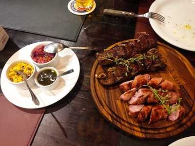 Montechivo Chivitos Y Cervezas