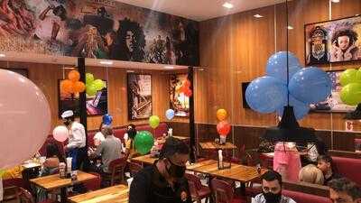 Johnny Rockets Shopping Itaguaçu