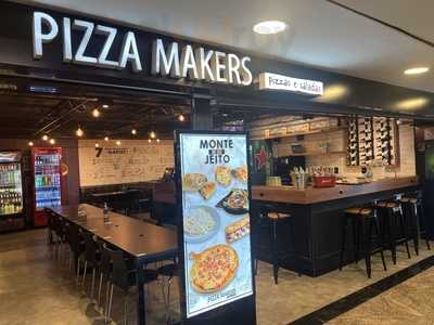 Pizza Makers
