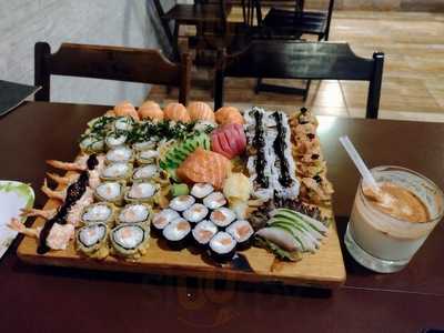 Mizu Sushi Lounge