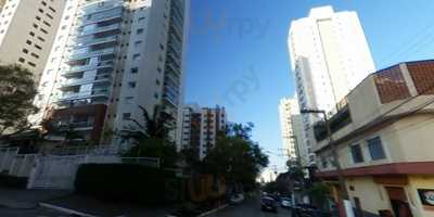 Madureira Bar & Grill