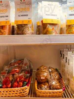 Nonna Empório & Café