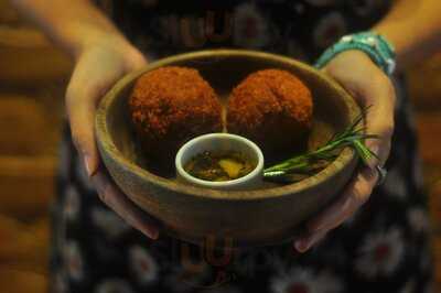 Bandolim Restaurante Cult Bar