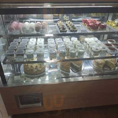 Clássica Confeitaria E Escola