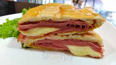 Ks Coffee E Restaurante