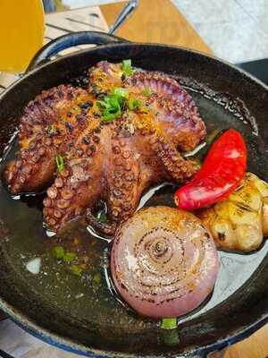 Zeh Cozinha Midway Mall