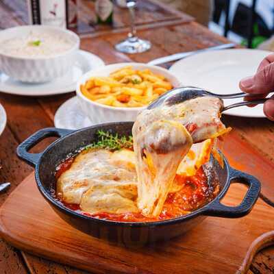 Vichi Lounge Bistrô