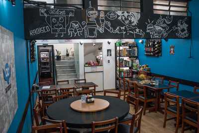 Outboard - Jogos De Tabuleiro & Burgers