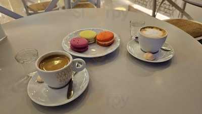 Le Petit Macarons Bourbon Shopping