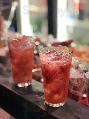 Quintalzinho Bar & Lounge