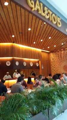 Pizzas & Galletos Cardozo's