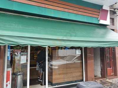 Giselle Paes E Doces