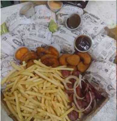 W.r. Lanches E Sucos.