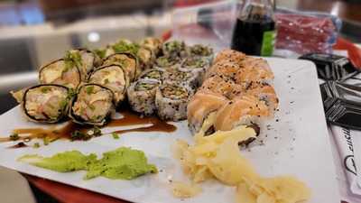 Sushiaki Japanese Food