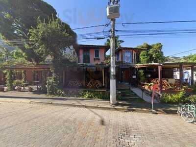 Trattoria E Pizzeria Pequeá