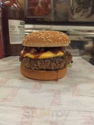 Albert's Famous Floresta Bh