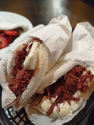 Guruga's Tapioca Gourmet