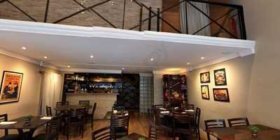 Casa Giulia Gastronomia & Bar