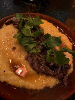 Yayá Comidaria Pop Brasileira