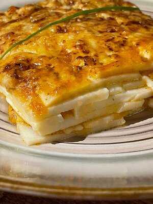 Tácito Curie Café & Bistrô